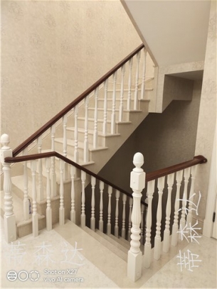实木楼梯