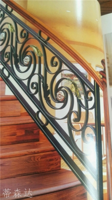 铁艺楼梯