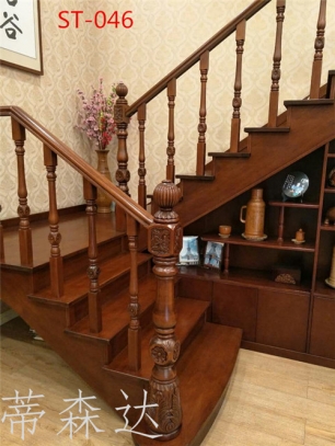 实木楼梯
