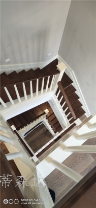 实木楼梯