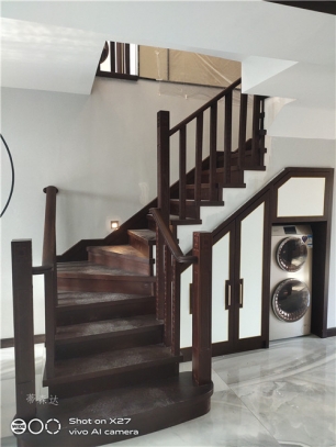 实木楼梯