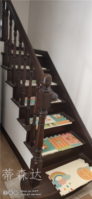 实木楼梯