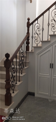 实木楼梯