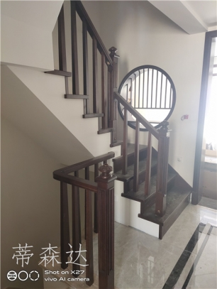 实木楼梯