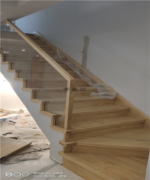实木楼梯