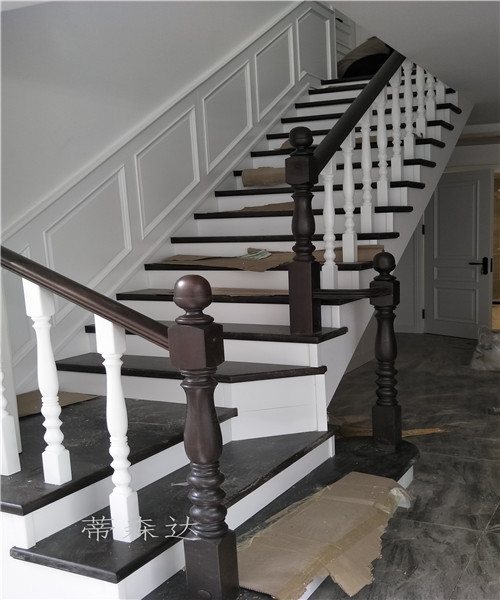 实木楼梯