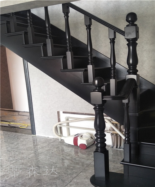 实木楼梯