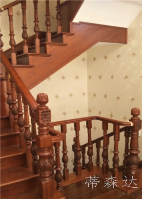 实木楼梯