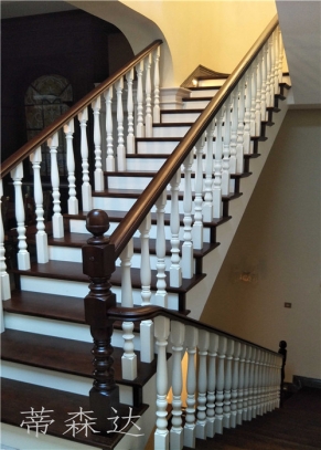 实木楼梯